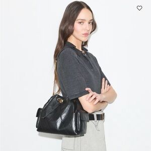 TORY BURCH CHARLIE QUILTED DRAWSTRING SHOULDER BAG 🛍️